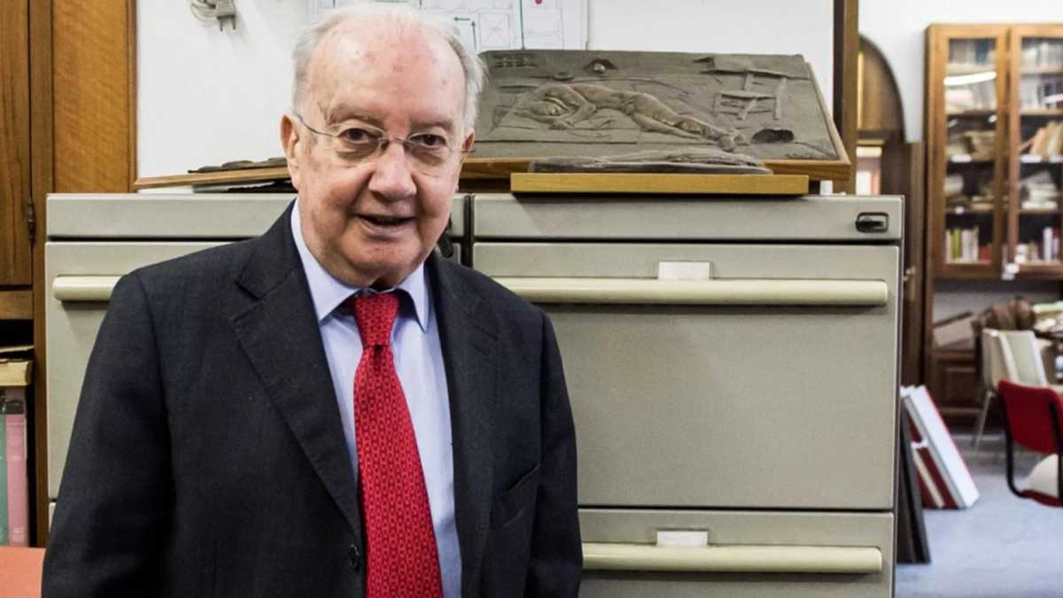 Immagine di Carlo Tognoli raccontato da Paolo Pillitteri. "Seppe coniugare la modernità con la storia di Milano"
