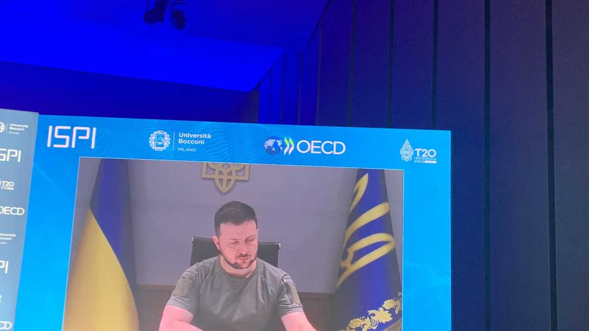 Immagine di Dobbiamo poterci difendere, dice Zelensky all'Italia