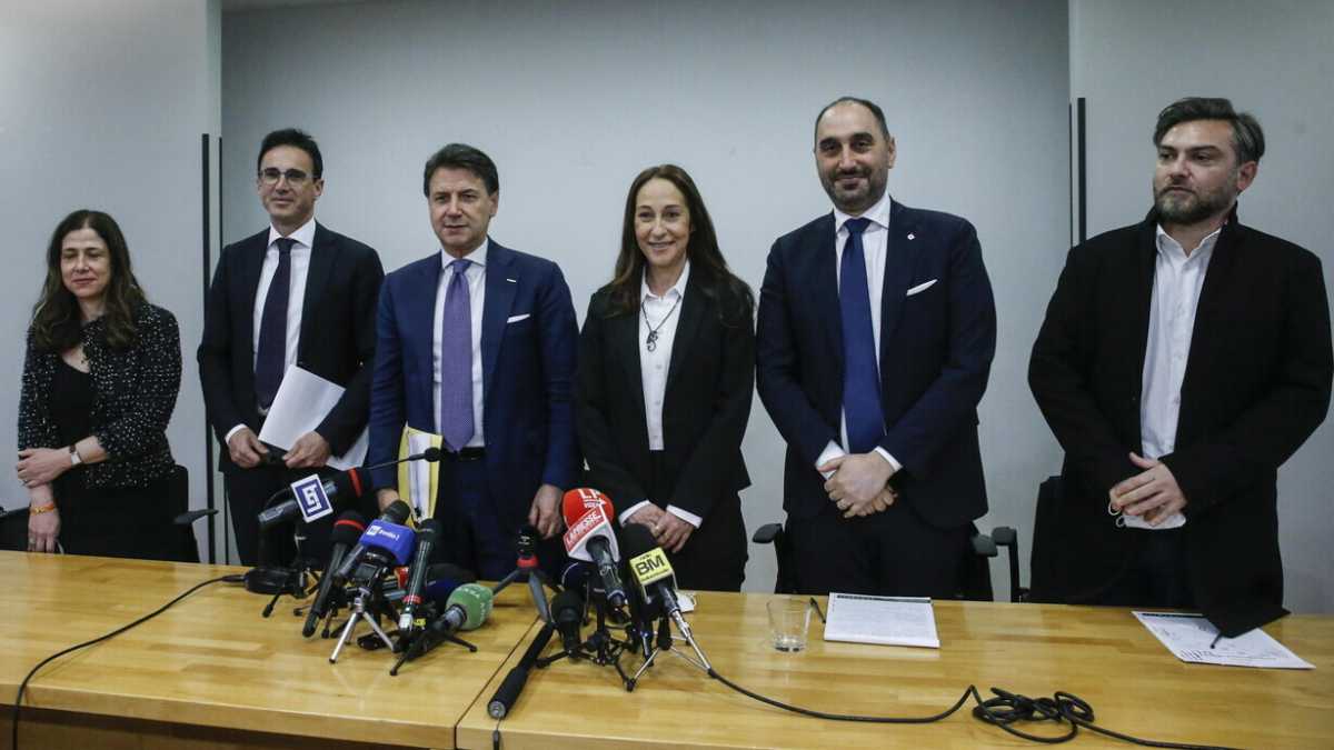 Immagine di Tra "sgherri " e "perpetue", ecco chi sono i pretoriani di Conte all'assalto di Di Maio