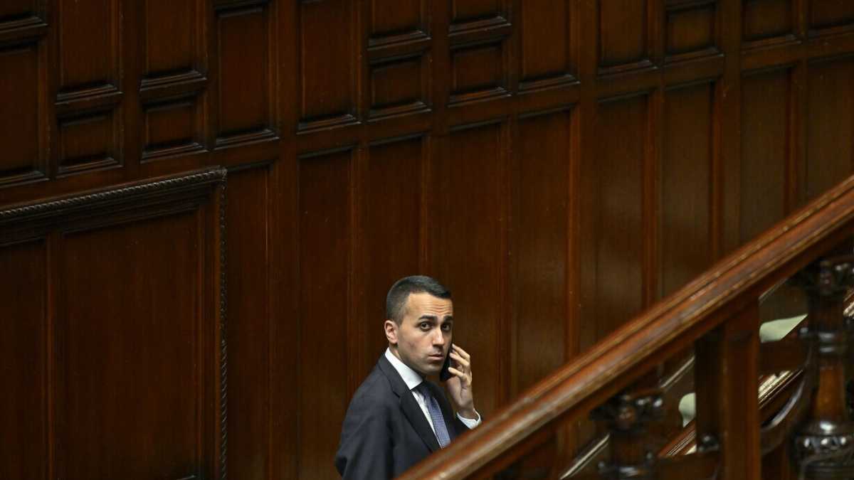 Immagine di Ecco come cambia il Parlamento dopo lo strappo di Di Maio. Tutti i numeri