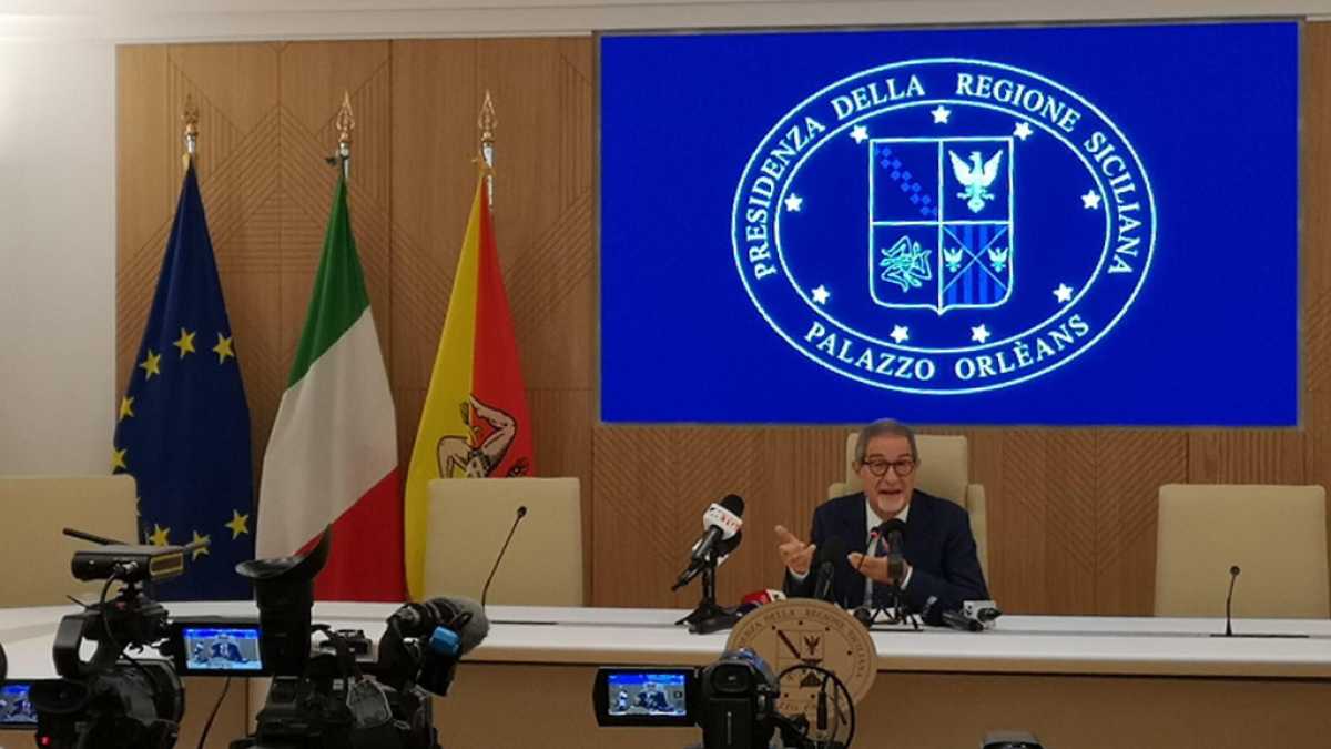 Immagine di La rumba di Musumeci: "Pronto a fare un passa di lato. Sono un presidente scomodo ma non mi dimetto"