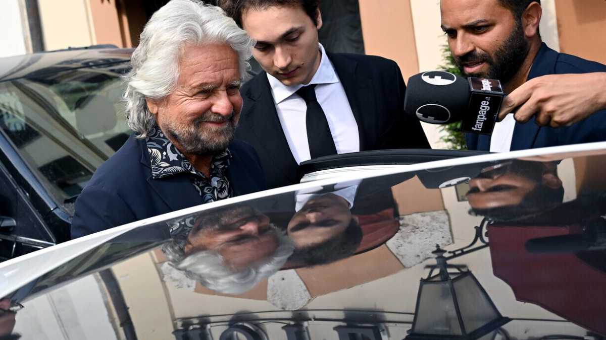 Immagine di M5s, la nube Grillo su Roma: "No al terzo mandato". Conte spiazzato, Di Maio se la ride