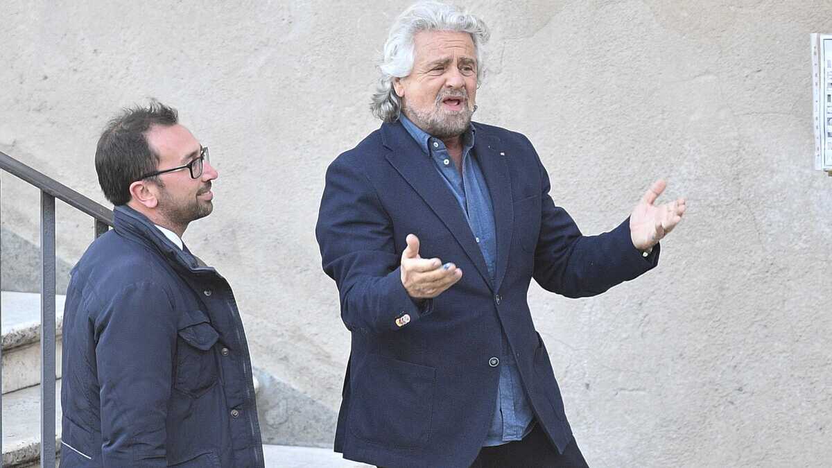 Immagine di M5s, Grillo non vuole il terzo mandato. Bonafede: "No alle deroghe". E Beppe: "Bravo, torna a fare l'avvocato"