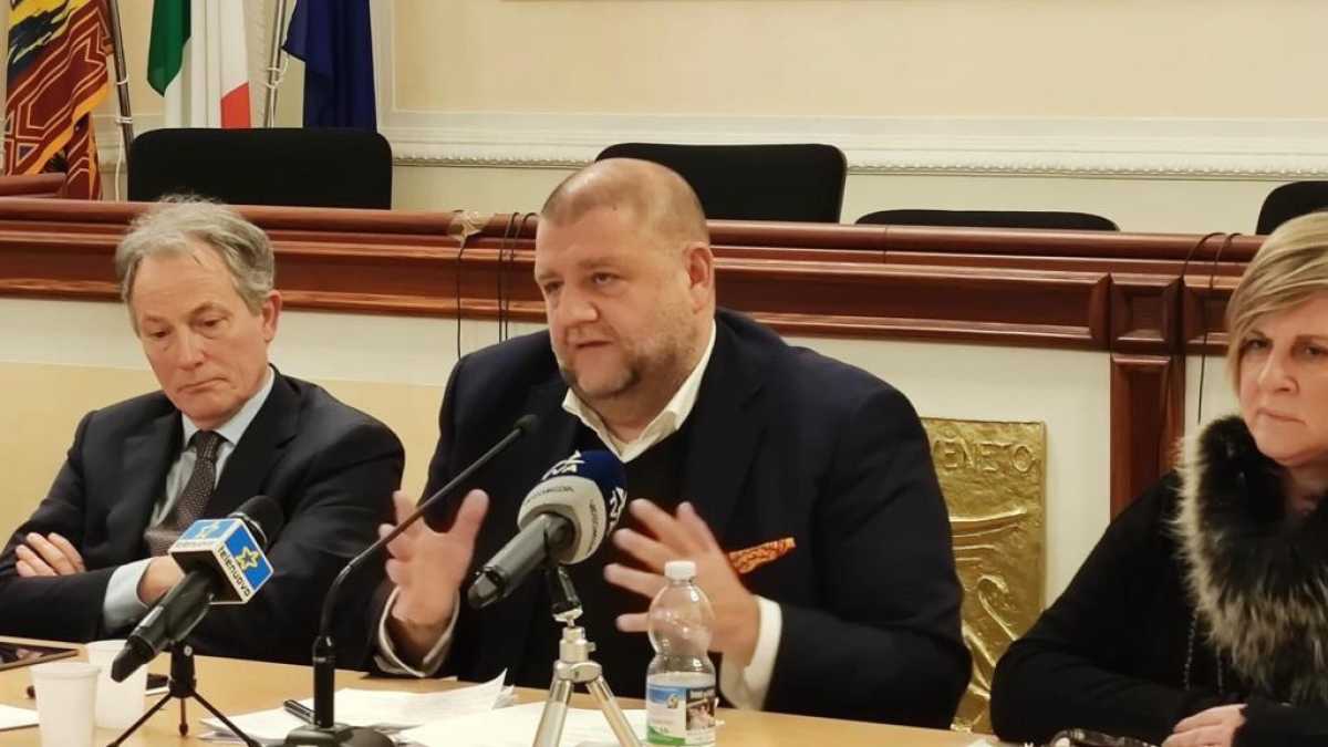 Immagine di “Salvini tace, ma nella Lega c’è un problema. Ora i congressi”. Parla Marcato (Liga veneta)