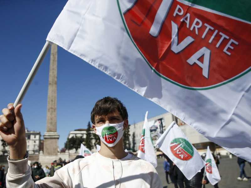 Autonomi? Redditi bassi, poca professione e la resa al forfait