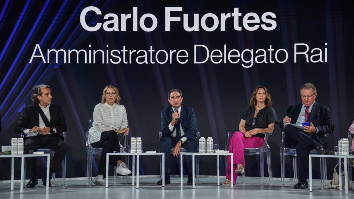 Immagine di È Rai minestra. Nuovi palinsesti già vecchi, e scoppia la guerra dipendenti-giornalisti