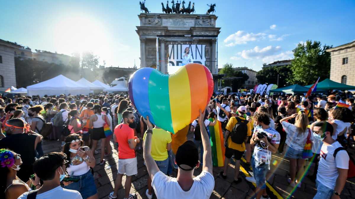 Immagine di Il caos nel centrodestra in Lombardia raggiunge anche il Gay Pride