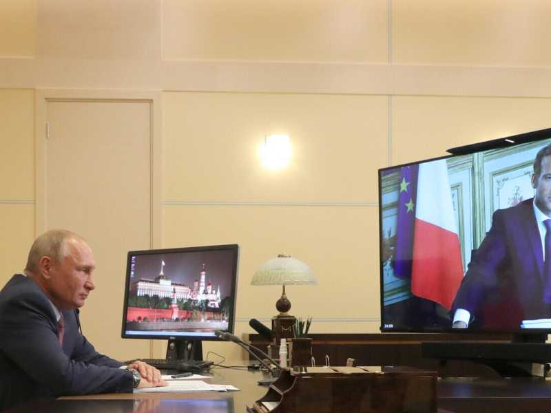 L’ultima telefonata tra Macron e Putin prima dell’invasione