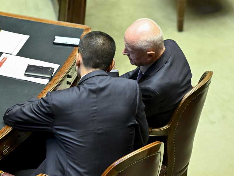 Tabacci: "In Senato ho dato il mio simbolo a Di Maio: Luigi è un tipo coraggioso"