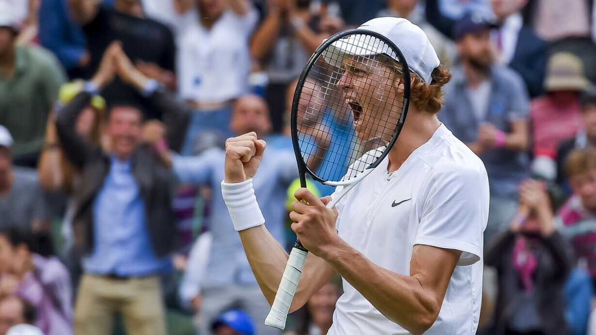 Immagine di Sinner batte Alcaraz a Wimbledon ed entra nel presente del tennis