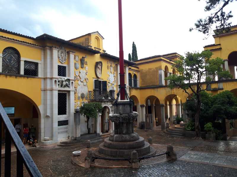 Vittoriale degli italiani (Wikipedia)