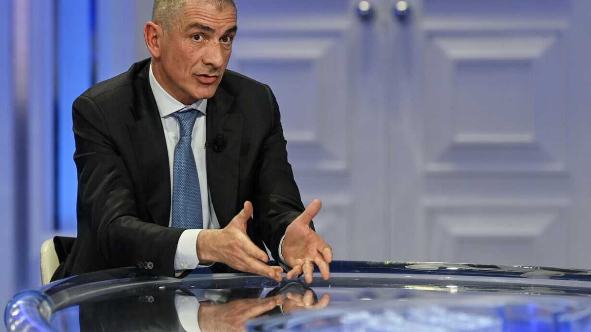 Immagine di L'endemia, i rischi di Omicron 5 e le parole sbagliate del sottosegretario Costa