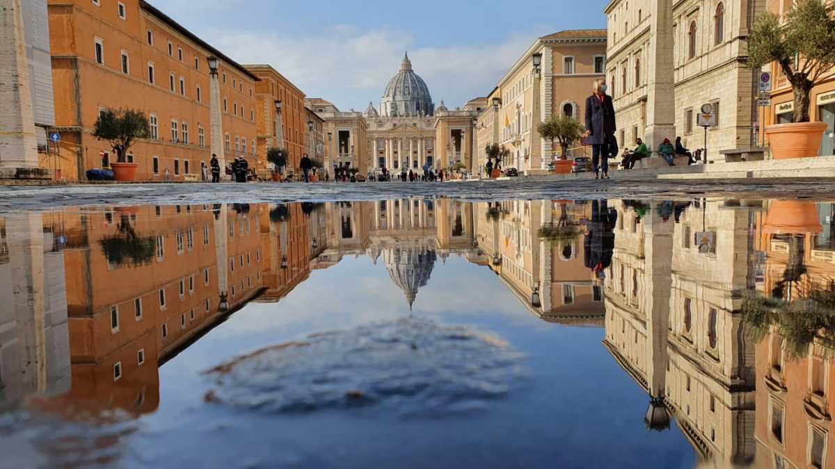 Immagine di Idee via Vatican News per far finire la guerra: l’Ucraina si arrenda subito