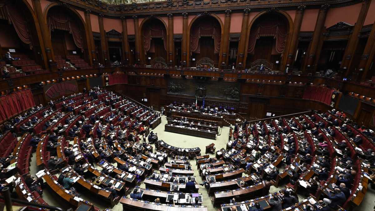 Immagine di Dl Aiuti, ok alla fiducia alla Camera: 419 sì (tra cui il M5s)