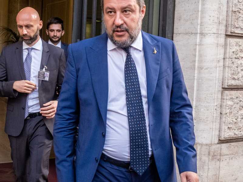 Salvini depone i propositi di rottura. Ma non del tutto: "Decideremo a Pontida"
