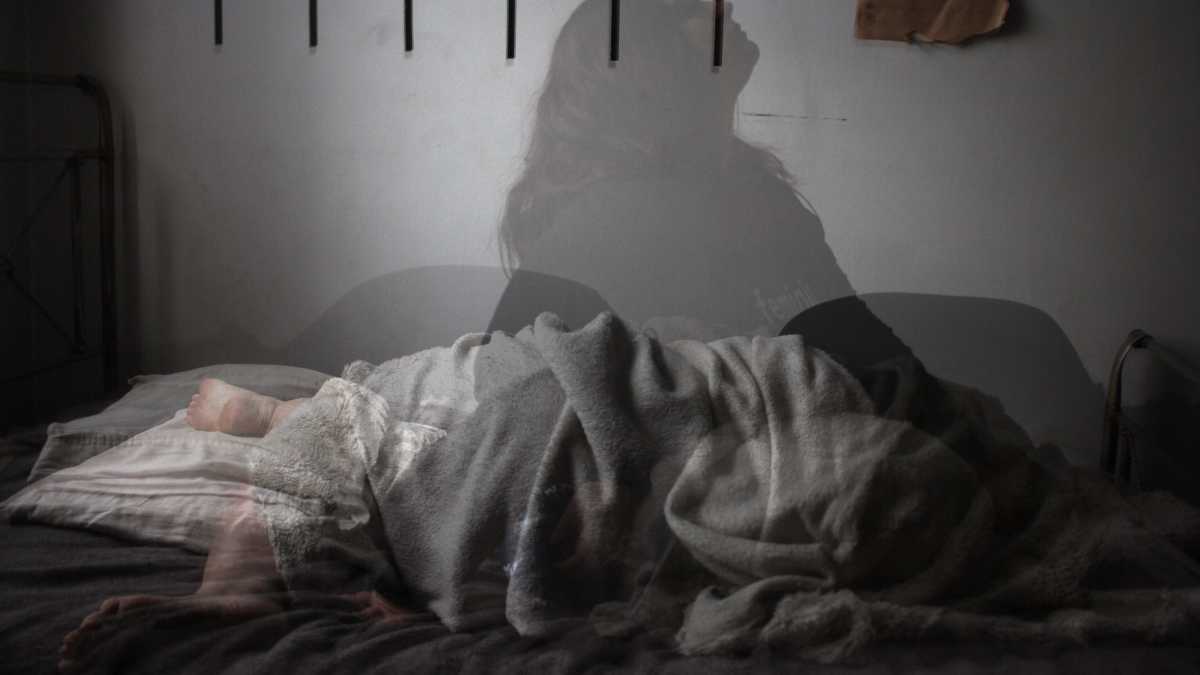 Immagine di L’eterna emozione. Il rifugio delle storie passate per non vivere i traumi dell'oggi