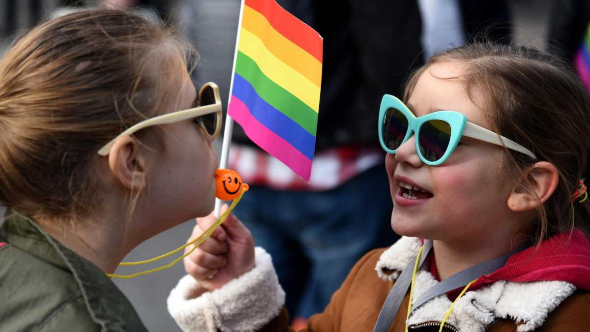 Immagine di L'appello dei medici sul transgender nei bimbi: "Pericoloso indottrinamento"