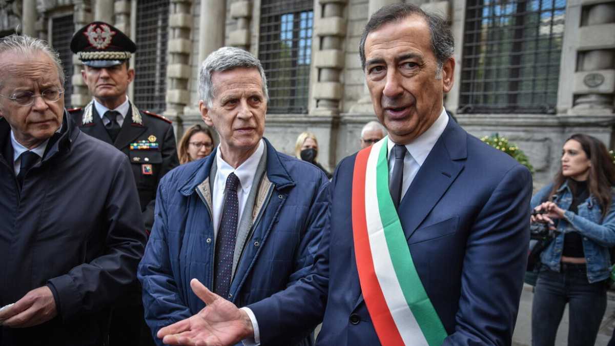 Immagine di A Milano la sicurezza è diventata un tema di sinistra. Lo scontro tra Sala e Anpi sulla Loggia dei Mercanti