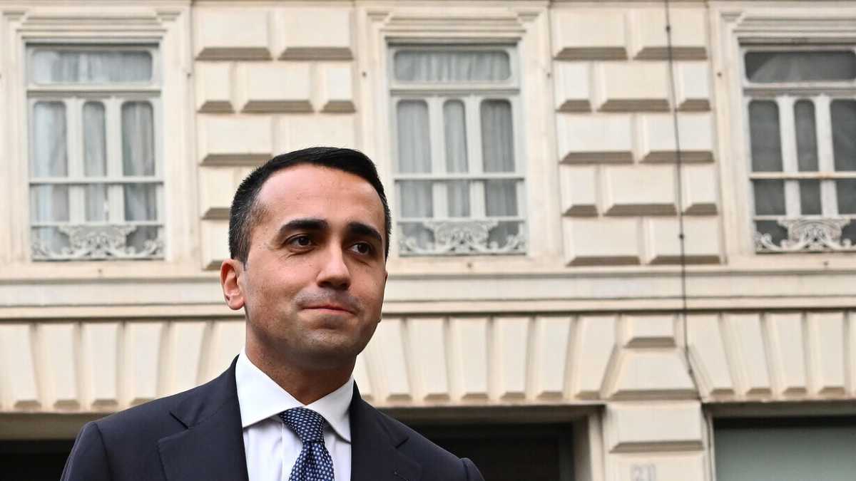 Immagine di Di Maio avverte Conte: "M5s crea instabilità. Giovedì è già una verifica di maggioranza"