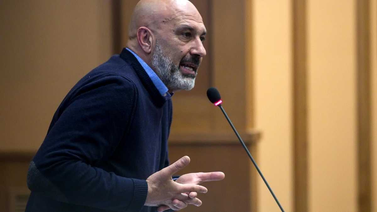 Immagine di L'ex sindaco di Amatrice Pirozzi, vicino alla Meloni, passa con Salvini