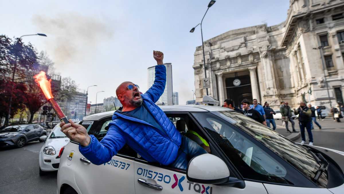 Immagine di Oltre gli Uber files. L’indignato collettivo è il miglior alleato dello status quo