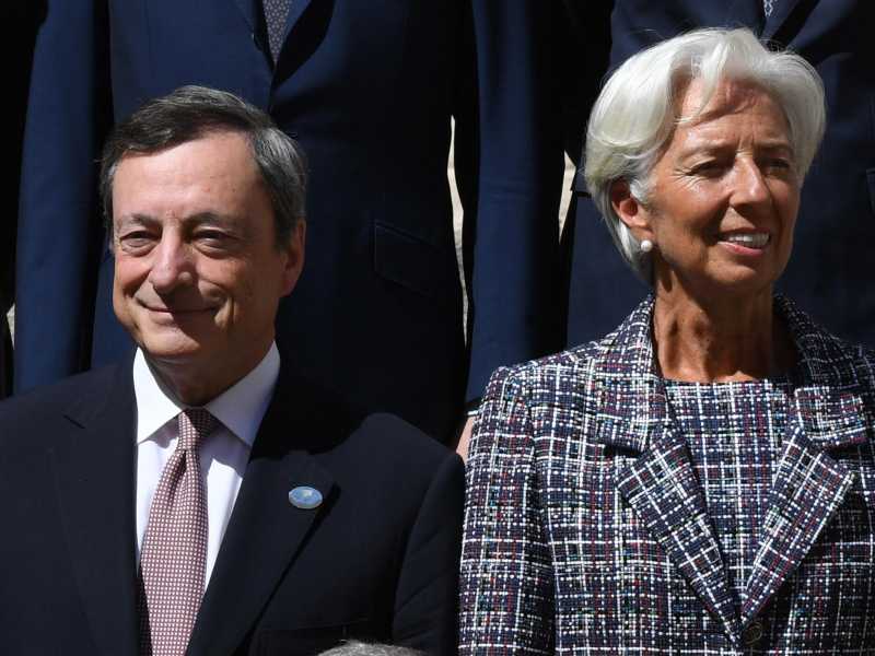 Mario Draghi e <span style="color: rgb(46, 45, 45); font-family: Arial, Helvetica, sans-serif;">Christine Lagarde (Ansa)</span>