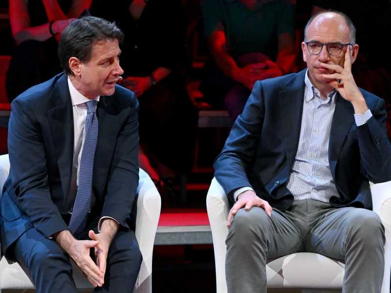 "Ritornate a bordo". Conte ormai è in panne e Letta diventa il tutor del M5s