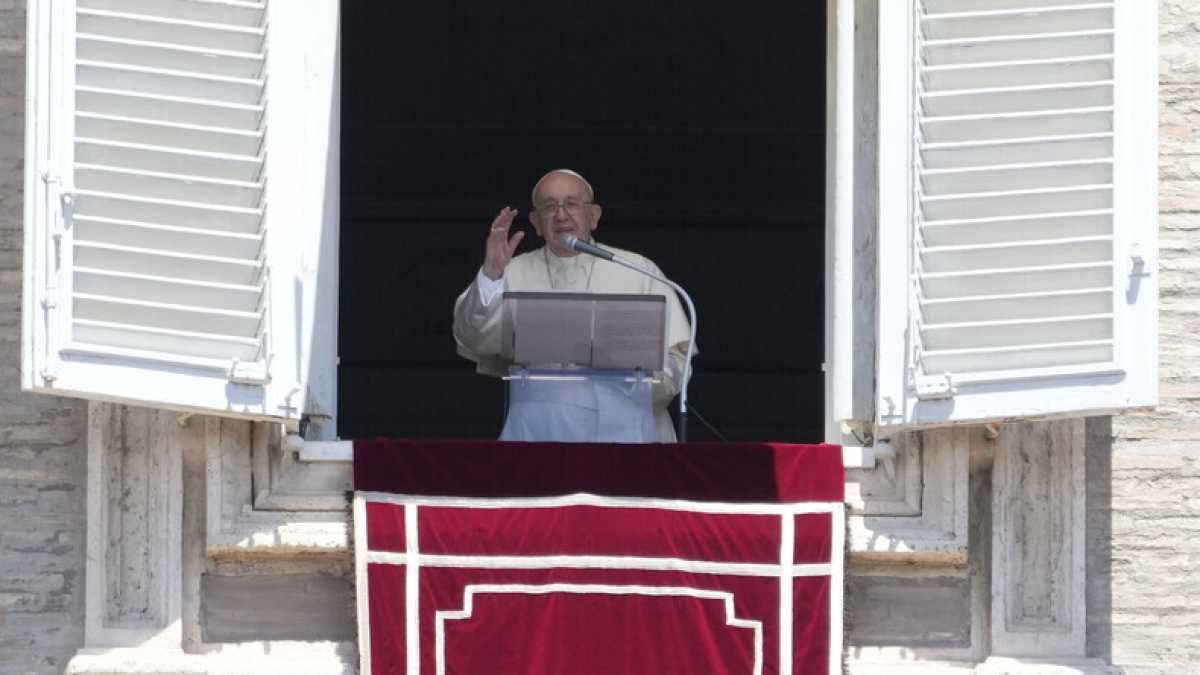 Immagine di L’Economist spiega perché i preti sono pedofili. Per fortuna, il Papa legge altro
