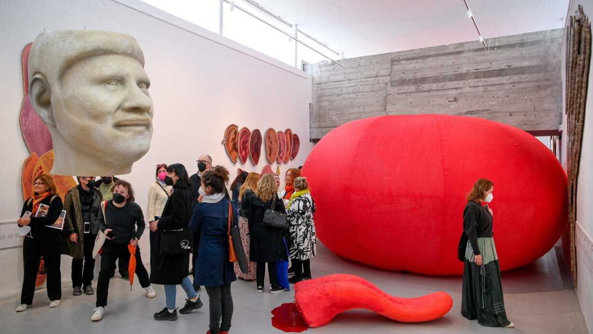 Immagine di Due passi nella galleria d’arte Venezia