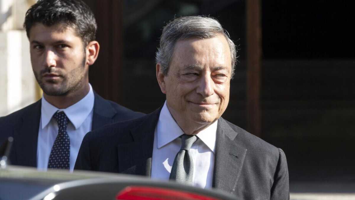 Immagine di Crisi di governo, Terminato a Chigi incontro Draghi con Salvini e Berlusconi. Domani il premier alle 9:30 al Senato