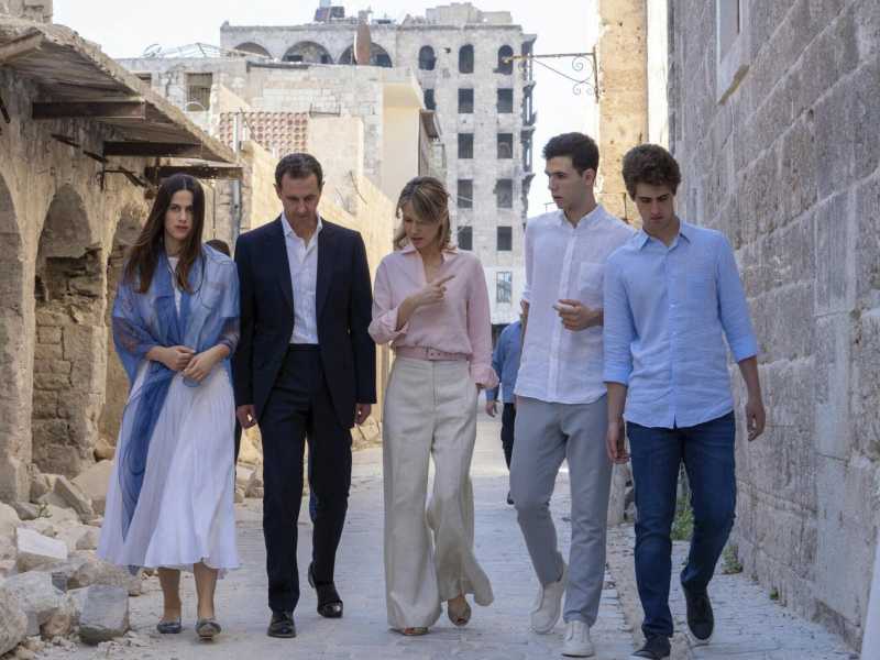 La passeggiata di Assad ad Aleppo e cosa succede quando prevale la “fatica” occidentale