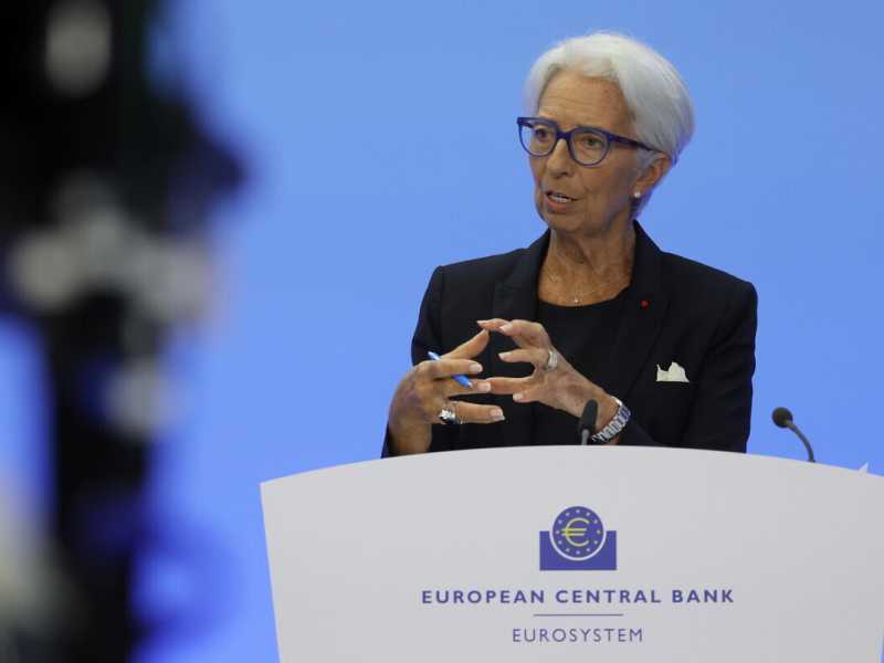 La Bce alza i tassi e vara lo scudo anti spread. "All'Italia serve un governo serio”, dice Bini Smaghi