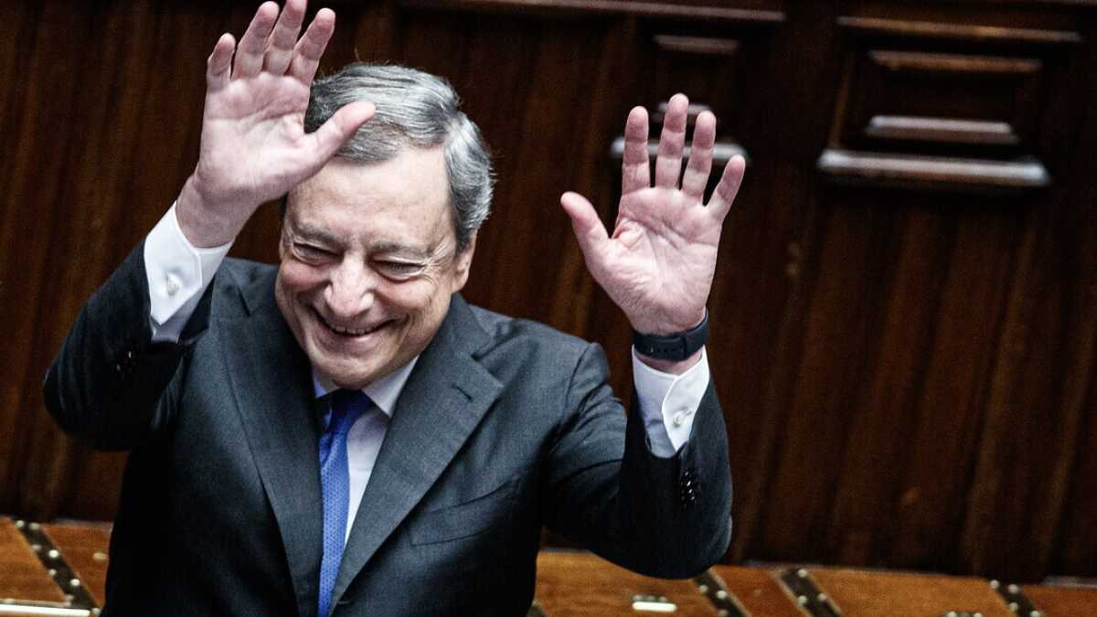 Immagine di Draghi contro le menzogne. "Non ero stanco. Hanno provato a farci cadere mille volte"