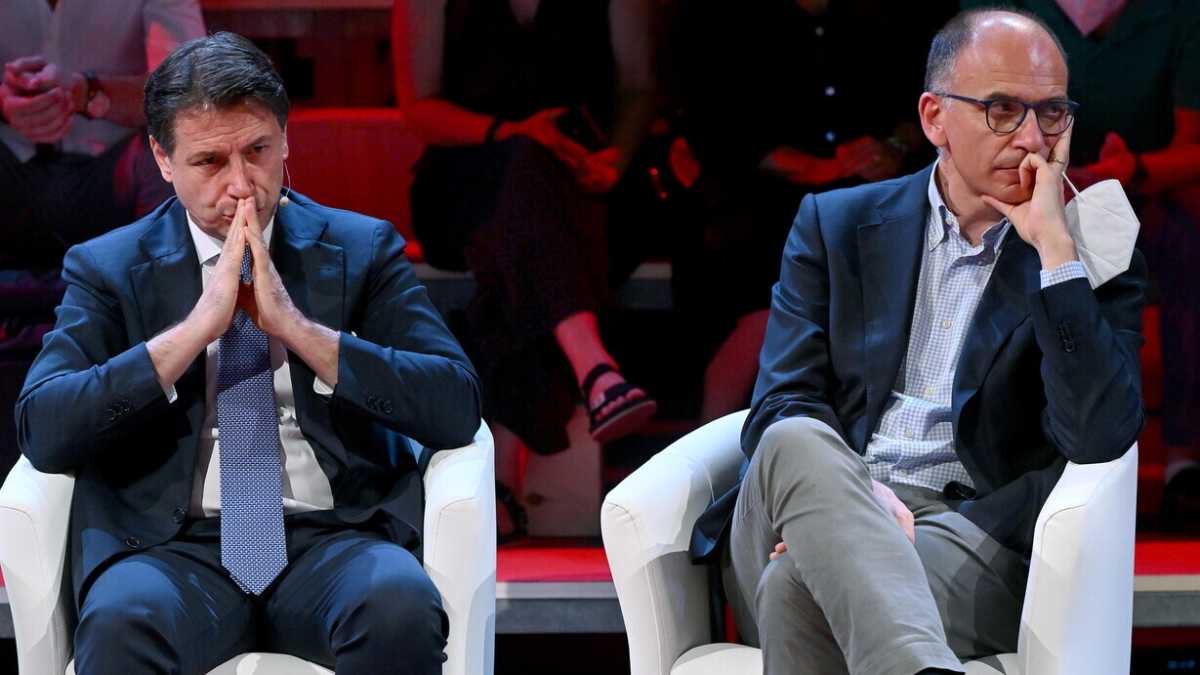Immagine di Il Pd: "M5s? Mai più". Forse. Il campo largo traballa, ma Conte: "Sono un progressista"