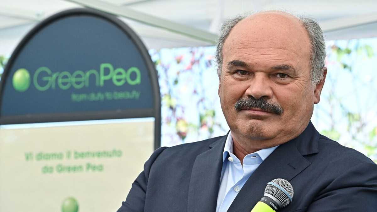 Immagine di Il logico Draghi e "l'illogico partitico". Parla Oscar Farinetti