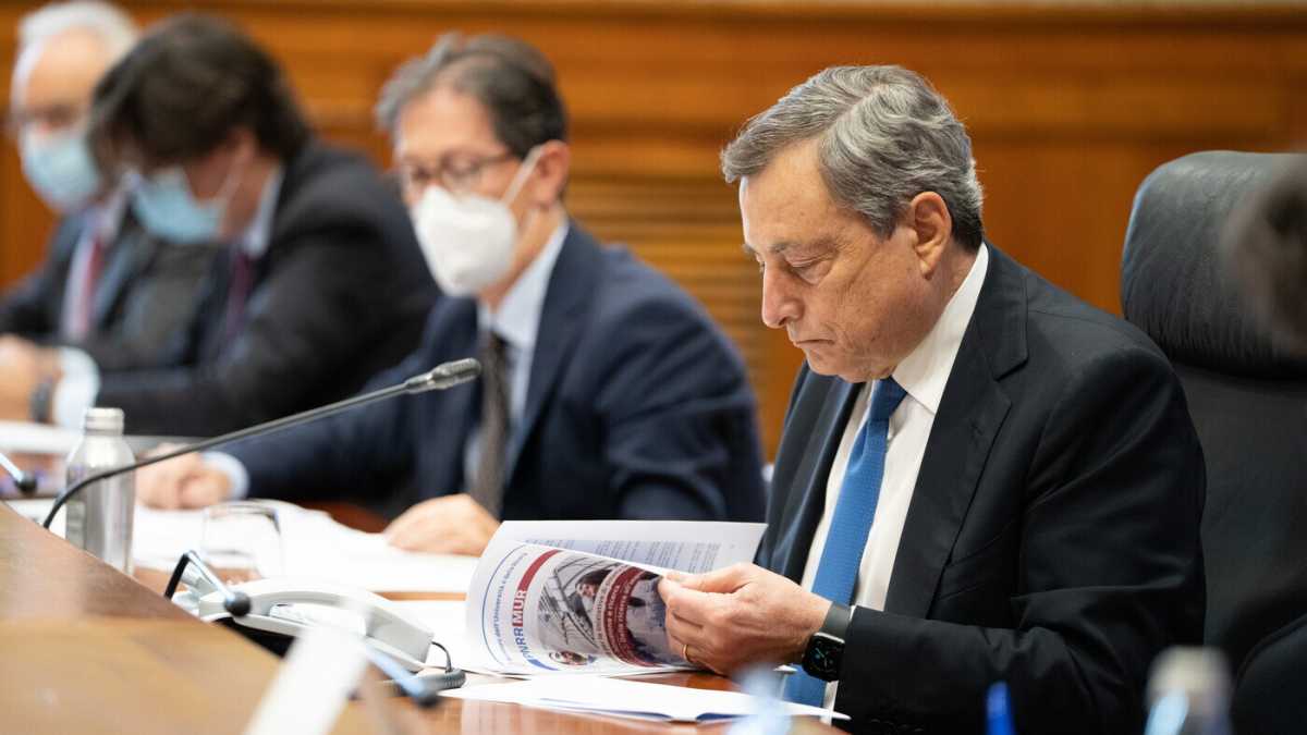 Immagine di Senza Draghi si aprono tre scenari per il Pnrr. Con ricadute per tutta l’Ue