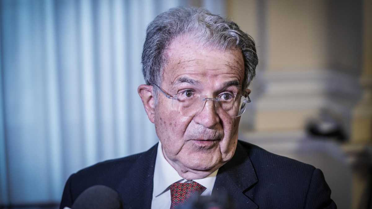 Immagine di Prodi: "Conte si è suicidato: sembrava Bertinotti con me. Con Draghi cade un argine"