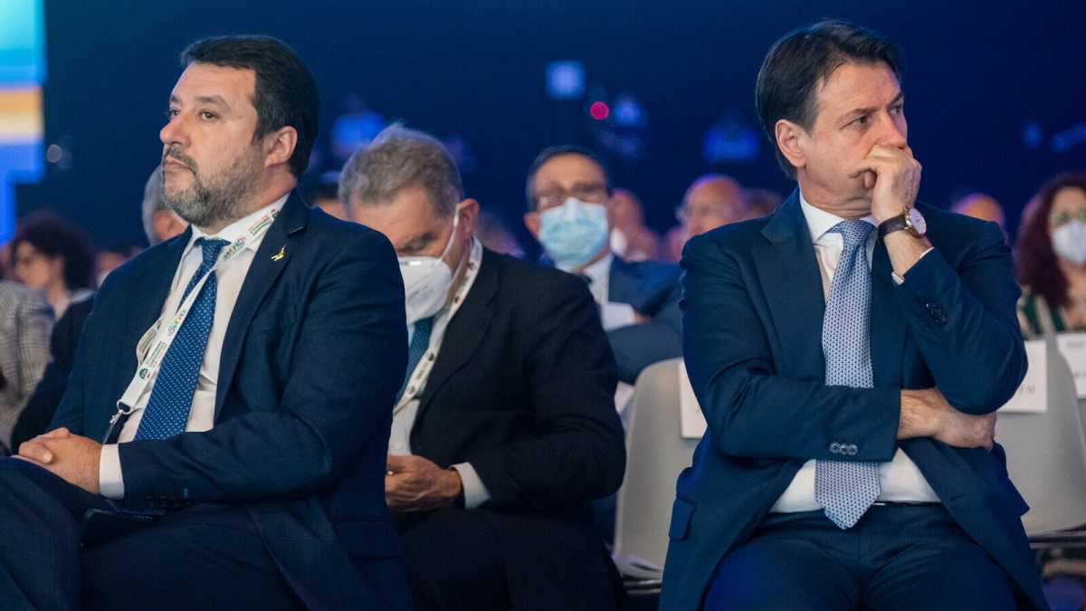 Immagine di Lo slogan degli anti Draghi? “Non so, non ho visto, se c’ero dormivo”