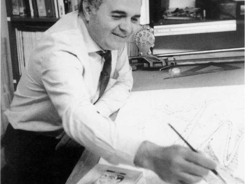 Una foto di Maurizio Fagiolo dell'Arco, scattata da Maurizio di Puolo nel 1999 (Wikimedia)