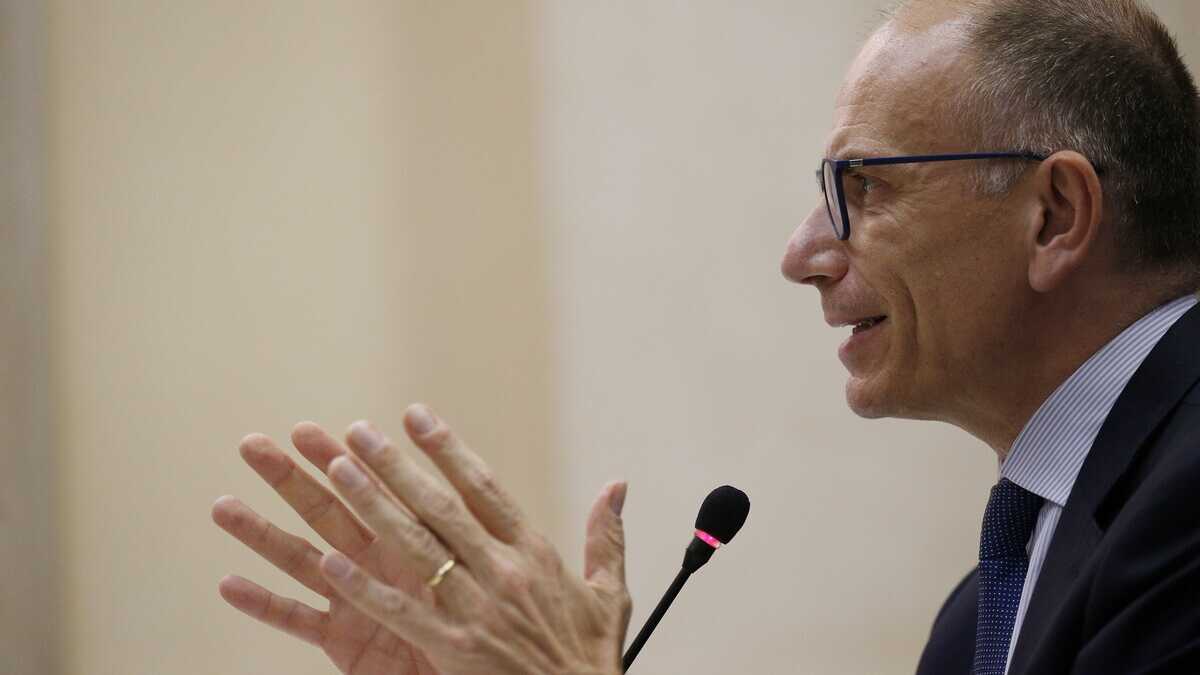 Immagine di Letta alla direzione del Pd: "Pronto a fare il front runner. La scelta è tra noi e Meloni"