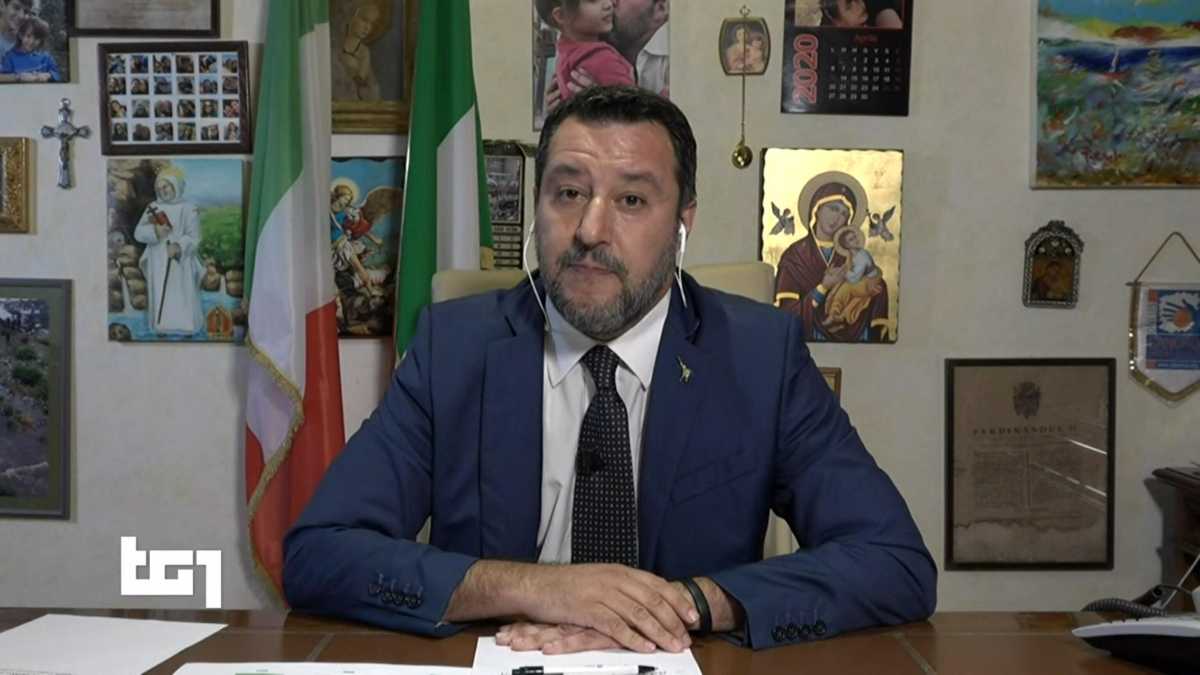 Immagine di Campagna elettorale sotto l'ombrellone