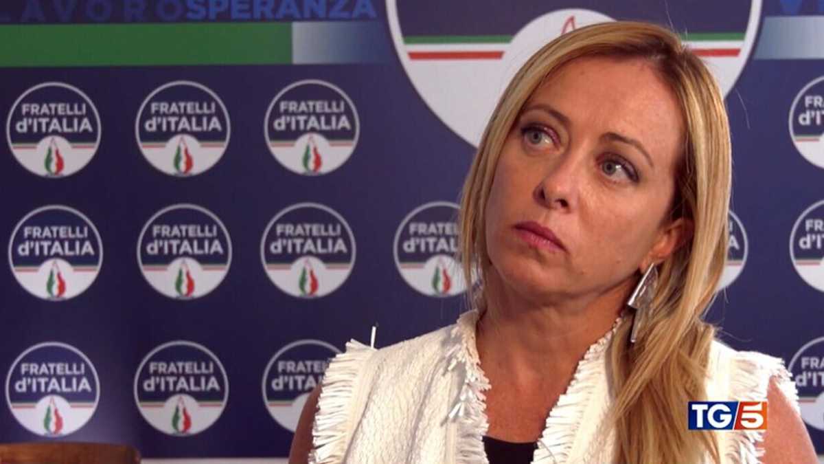 Immagine di Meloni la spunta su Salvini e il Cav. sulla premiership, ma si tratta sui collegi