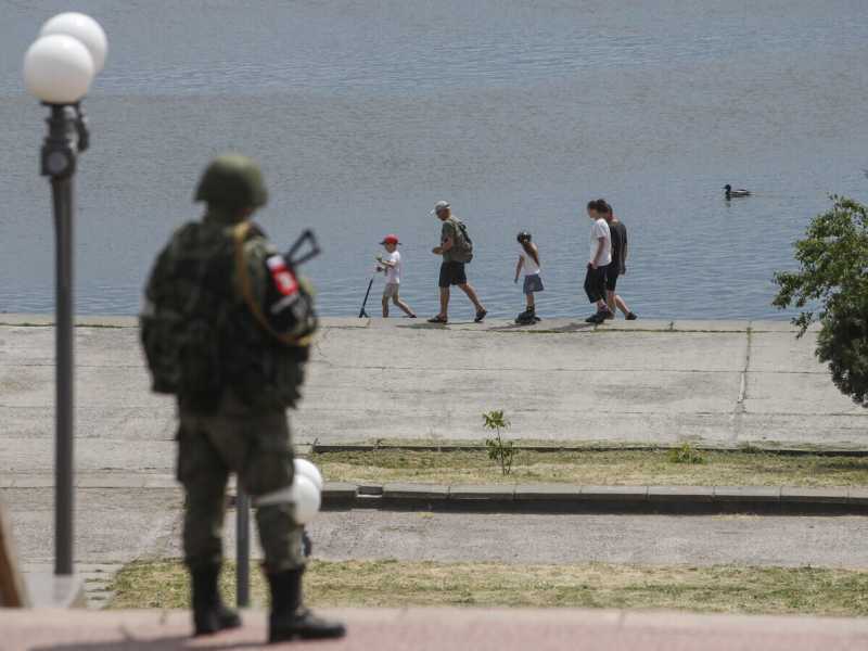 Vita di ogni giorno a Kherson (Ansa)