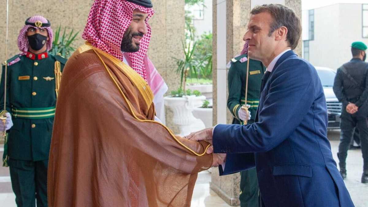 Immagine di Macron deve convincere Mohammad bin Salman a produrre più petrolio