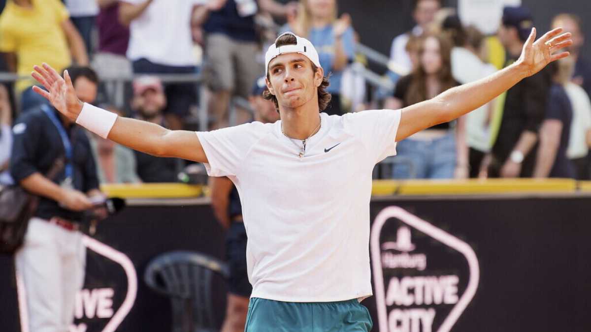 Immagine di Lorenzo Musetti, la forza della diversità