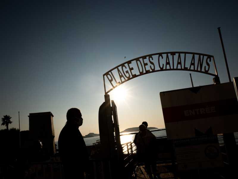 L'ingresso della Plage des Catalans a Marsiglia, Francia (Getty Images)