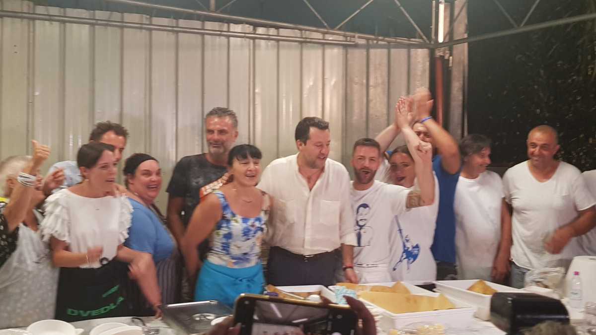 Immagine di Salvini: "Il ruolo di Putin in Italia? Tutte fesserie. Gli immigrati? Votano Lega"