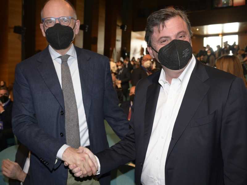 Vertice del Pd, i dem a un passo dalla rottura con Calenda: "Si proceda senza veti reciproci"