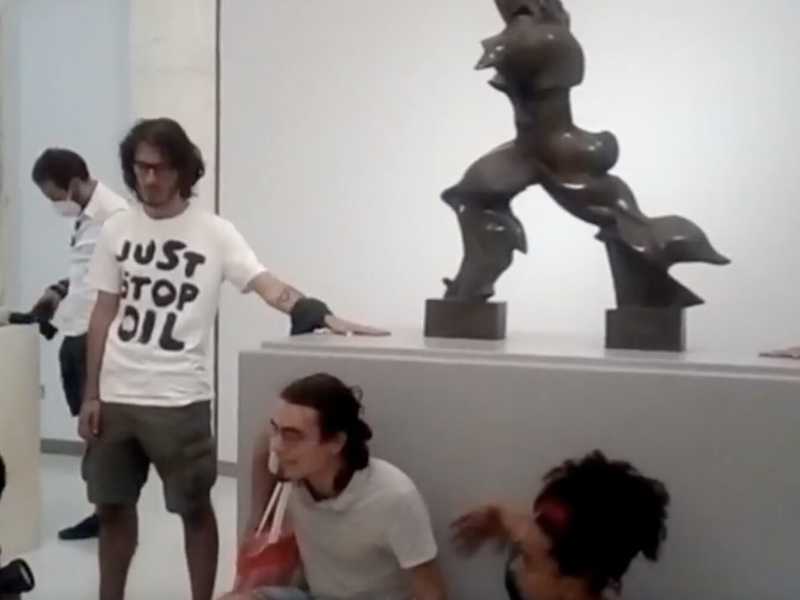 Cosa pensare della protesta ambientalista al Museo del Novecento di Milano
