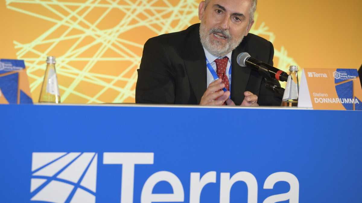 Immagine di Chi è Donnarumma, il manager di stato coccolato da Meloni